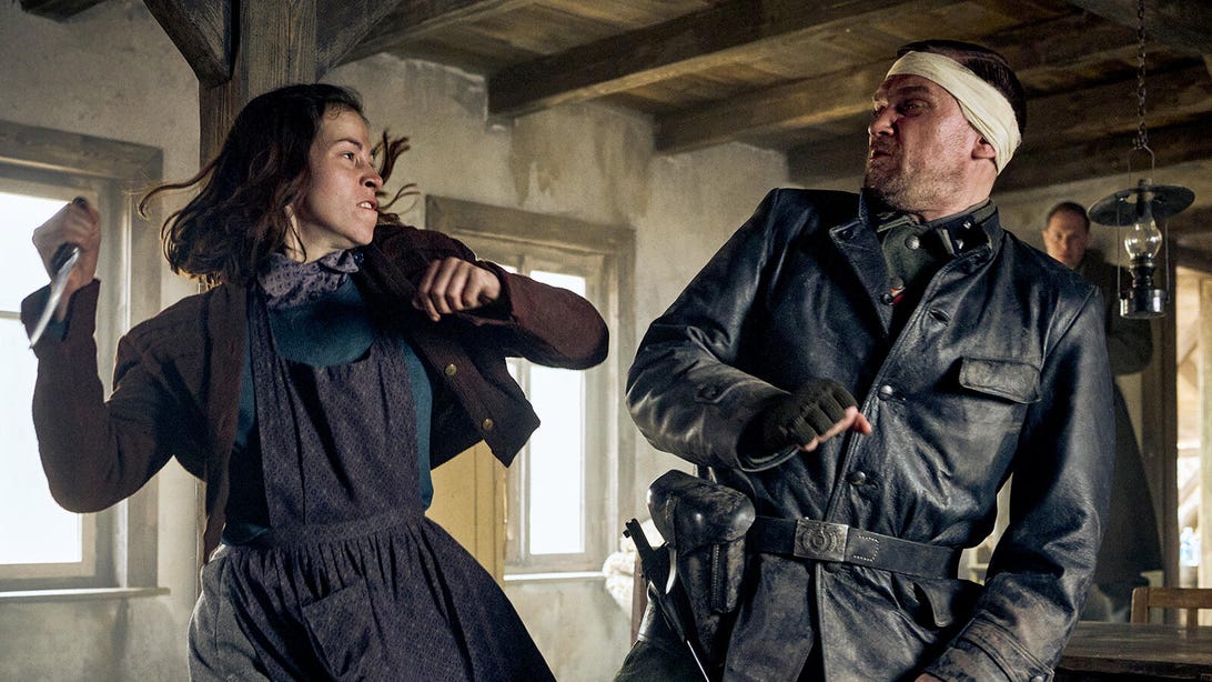 Marie Hacker and Florian Schmidtke, Blood & Gold