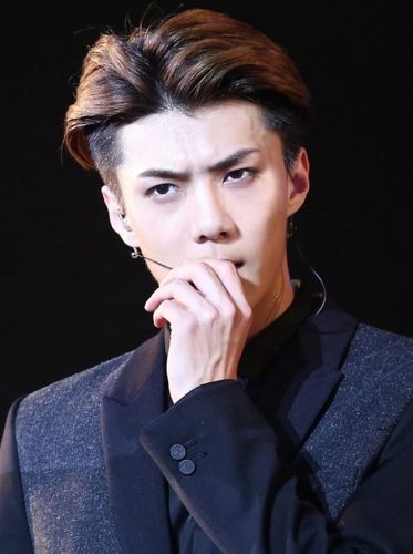 Tóc ngắn nam chải lên đẹp