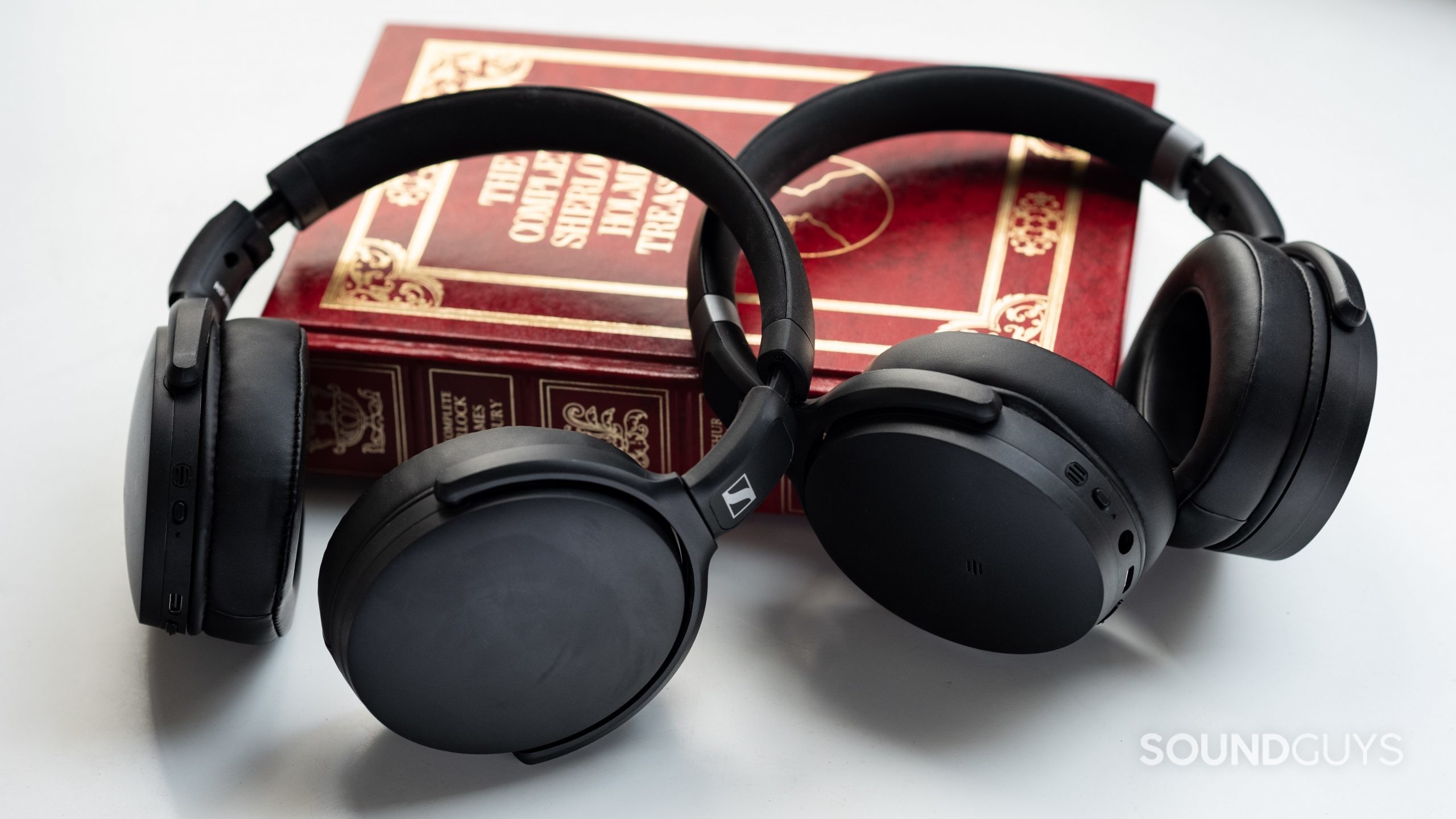 Chart of ANC performance of the Bose Noise Canceling Headphones 700.